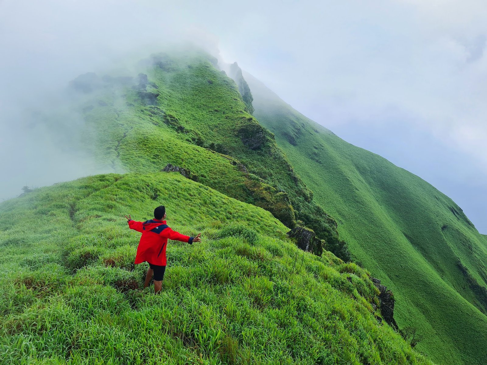 Merthi Gudda Peak Trek trek photo